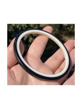 Antique Art Deco Black & White Plastic Bangle Bracelet French Flapper Accessory